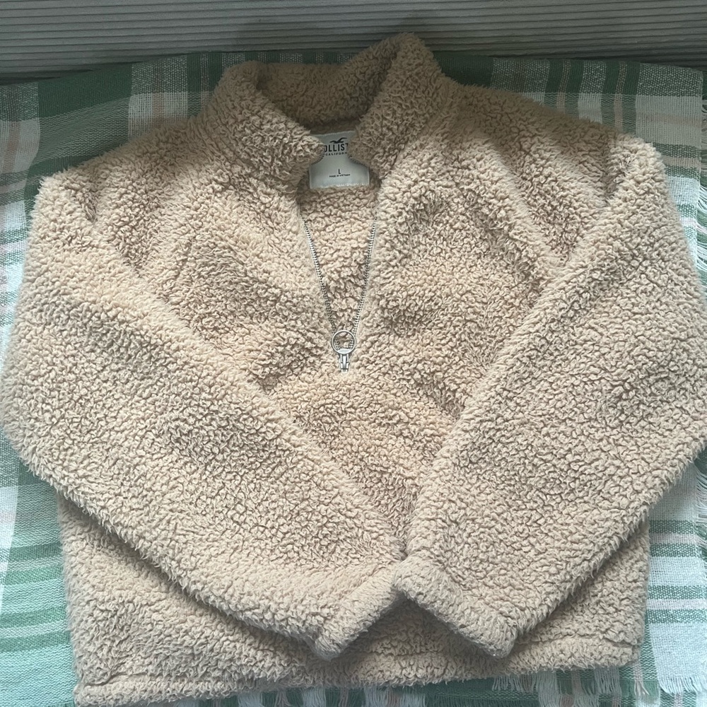 Hollister Cozy Tan Sherpa Pullover
